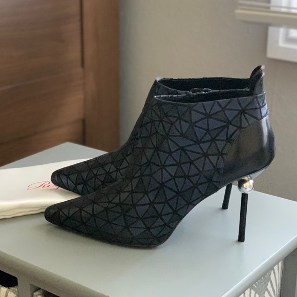 Roger Vivier Shoes - Roger Vivier booties